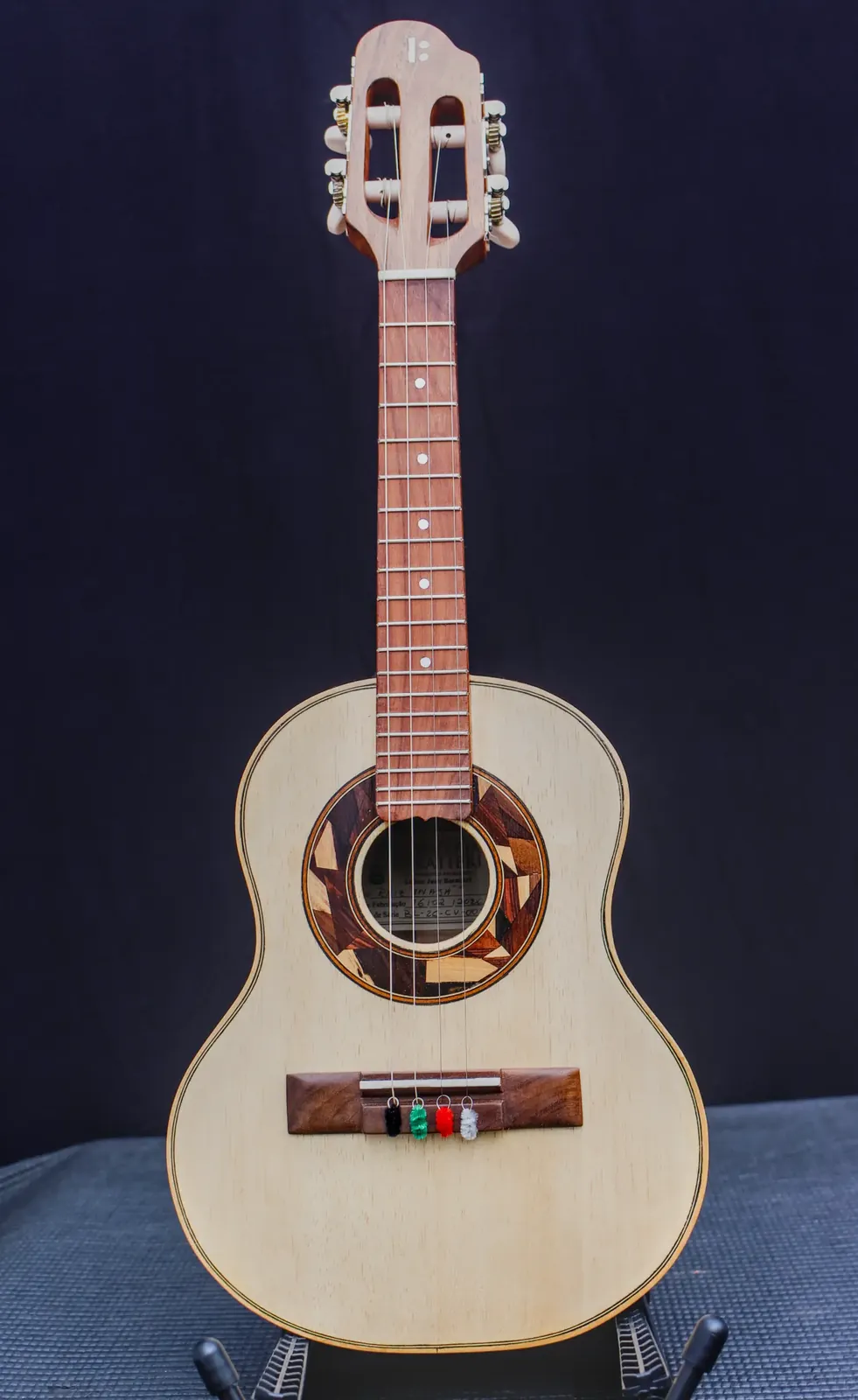 INAJÁ Cavaquinho
